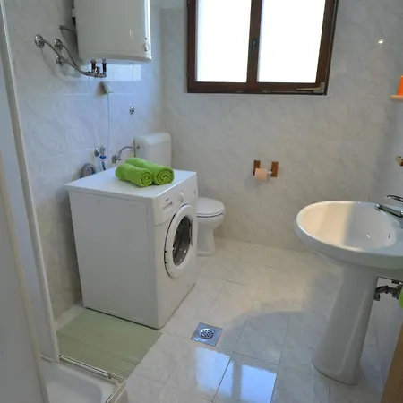 Kuftic - Relax Zone - Quiet Street Affittacamere 3*