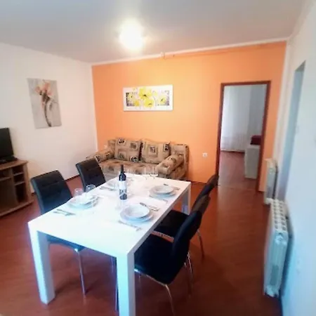 Kuftic - Relax Zone - Quiet Street Affittacamere 3*